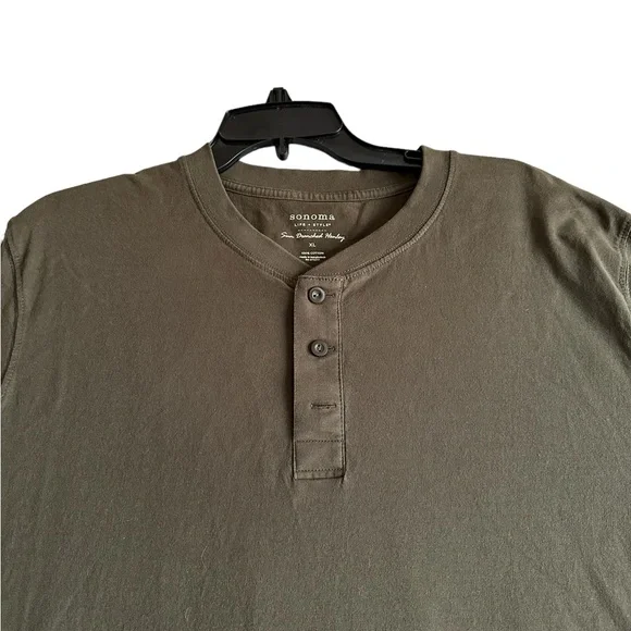 SONOMA MEN’S 3 BUTTONS SHORT SLEEVE SHIRT SZ XL - Picture 3 of 8